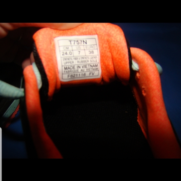 Women's Asics GT-2000 5 Running Shoes Size-7 - Picture 7 of 7